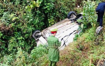 Xe con lao xuống vực sâu ở Hà Giang có còn đăng kiểm?