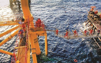 Petrovietnam về đích trước 42 ngày chỉ tiêu khai thác dầu trong nước