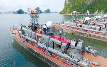 Những “kình ngư” giữ biển vùng Đông Bắc