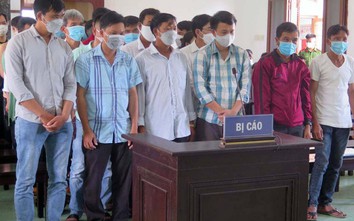 Cựu hạt trưởng kiểm lâm và loạt cán bộ dính án tù vì để lâm tặc phá rừng