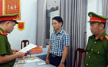 Giám đốc nhận 400 triệu, "làm xiếc" cho doanh nghiệp trúng thầu 30 xe điện
