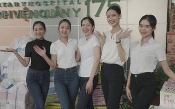 Nam Em ăn mặc xuề xòa, cùng thí sinh hoa hậu làm phiên chợ "0 đồng"