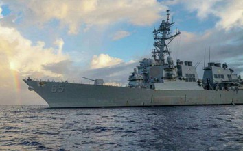 Bất chấp Trung Quốc xua đuổi, tàu khu trục Mỹ lại hoạt động trên Biển Đông