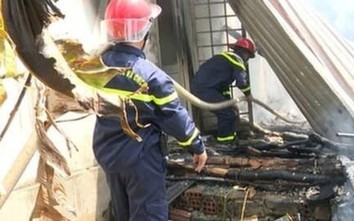 TP.HCM: Cháy lớn trong căn nhà khóa trái có 6 trẻ em, 2 trẻ tử vong