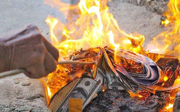 Đốt vàng mã, nghĩ điều gì?