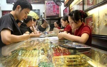 Giá vàng hôm nay ngày 18/10: Đồng loạt đảo chiều giảm giá