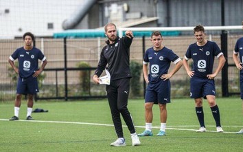 Ngã ngửa trước lý do HLV của Quang Hải bị Liên đoàn Bóng đá Pháp điều tra