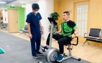 NSND Công Lý tập đạp xe, leo cầu thang sau bạo bệnh: Sức khỏe giờ ra sao?