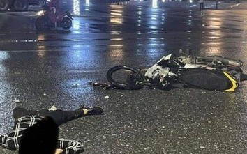 Xe máy va chạm ô tô trên quốc lộ 18, một người tử vong