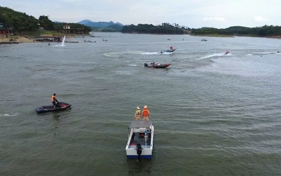 CSGT Lào Cai giữ bình yên hồ Thác Bà dịp nghỉ lễ 30/4 - 1/5