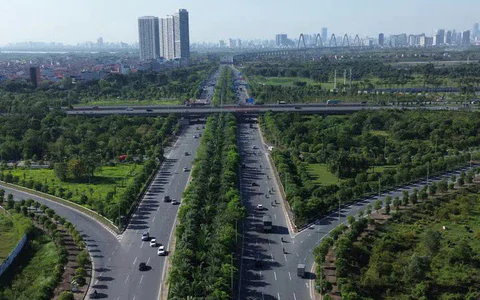 Hà Nội rào chắn nhiều đoạn Đại lộ Thăng Long để sửa chữa cầu