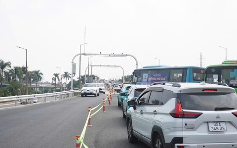 Hà Nội: Cầu Thăng Long sửa chữa ban đêm, giao thông được tổ chức thế nào?