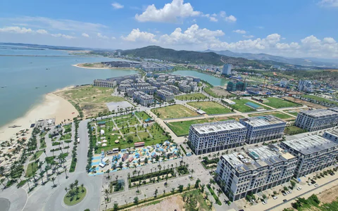 Làm rõ giải pháp chống ngập, xử lý nước thải của đô thị Quảng Ninh