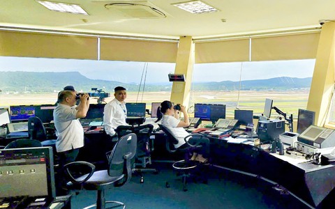 Điều hành an toàn 38 chuyến bay trong buổi sáng đầu khai thác đường băng số 2 tại Phú Quốc