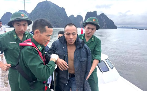 Tàu cá chìm ở vùng biển Hải Phòng - Quảng Ninh, 6 thuyền viên gặp nạn