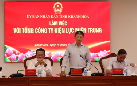 EVN kiến nghị Khánh Hoà gỡ các điểm nghẽn về mặt bằng, quy hoạch