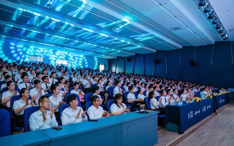 Sun Group đến Học viện Hàng không 'săn' nhân lực, phỏng vấn và trả kết quả trong 24 giờ
