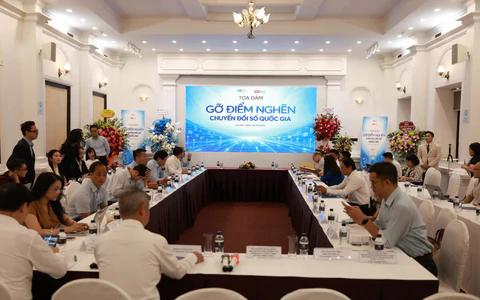 Gỡ điểm nghẽn chuyển đổi số từ thể chế, dữ liệu đến AI