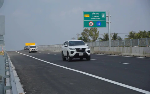 Liền mạch cao tốc, mở rộng không gian phát triển Đồng bằng sông Cửu Long