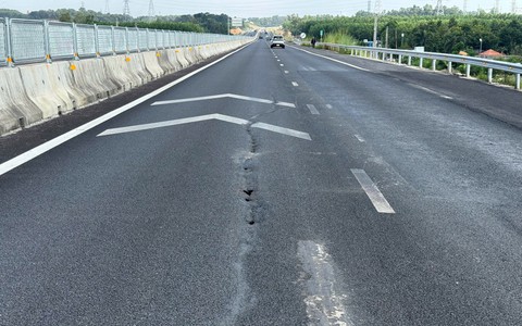Xử lý bước đầu vết nứt dài 40m trên cao tốc Biên Hòa - Vũng Tàu vào ngày 30/9