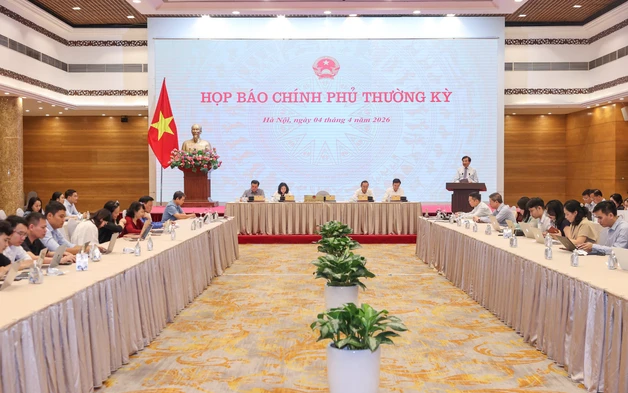 Đảm bảo nguồn cung xăng dầu, không để thiếu điện mùa hè