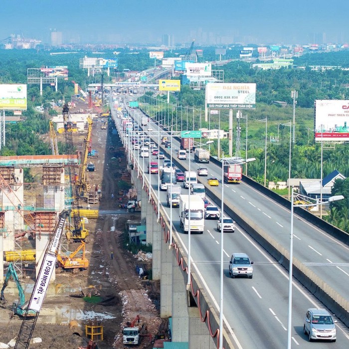 Hàng loạt "mắt xích vàng" giao thông kết nối TP.HCM đến sân bay Long Thành sắp về đích