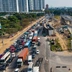 Ngày đầu nghỉ lễ 30/4, cửa ngõ phía Đông TP.HCM ùn tắc nhiều giờ, xe nối dài hàng kilomet