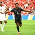 World Cup 2026: Canada vùi dập Qatar 6-0 trong cơn mưa thẻ phạt