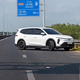 Tài xế liều lĩnh quay đầu ô tô trên cao tốc